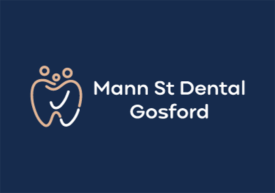 Mann St Dental logo